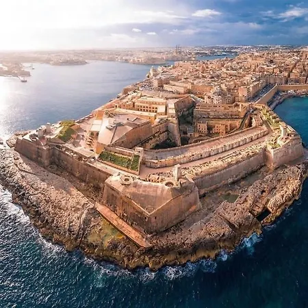 Mcc * Valletta